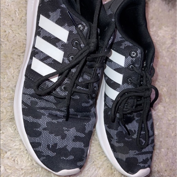 Womens ADIDAS size 5 - Picture 2 of 2